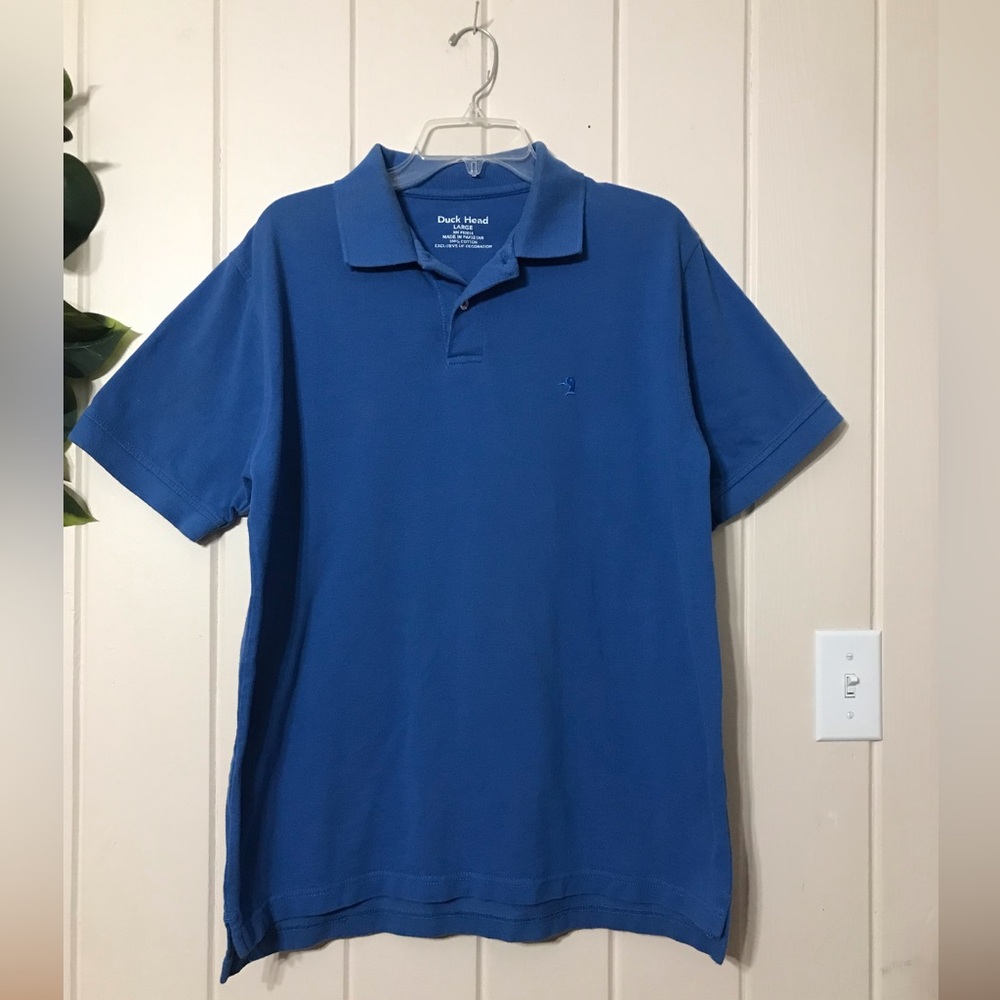 Duck Head Blue Polo Shirt
Size Large
Smoke Free Home
Bundle & Save on Shipping - Picture 2 of 11